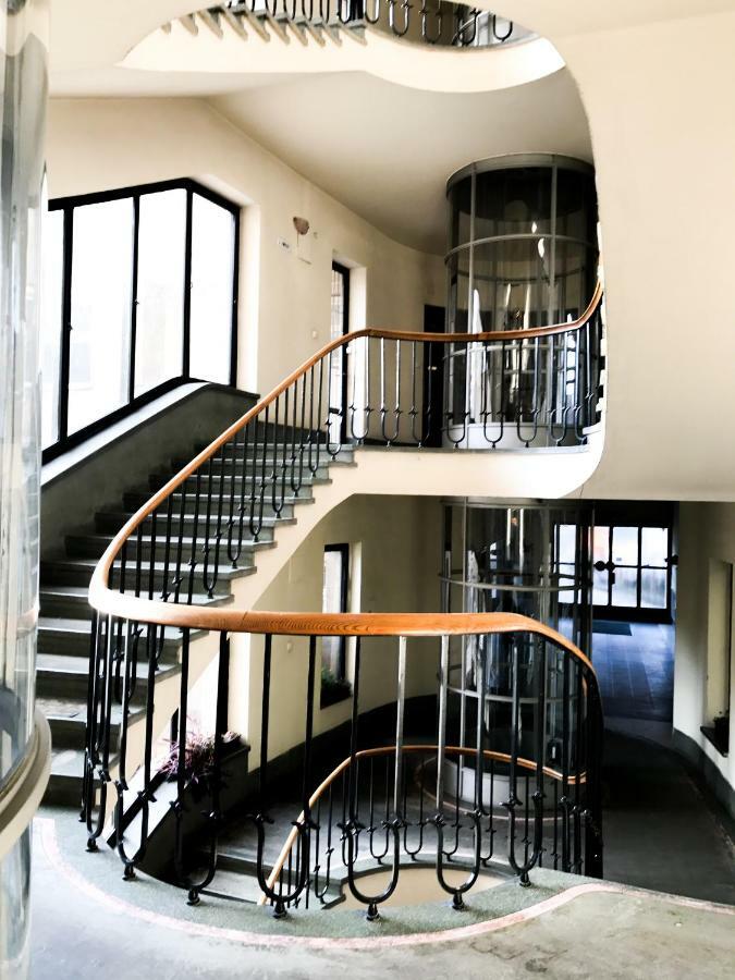 Spacious Bauhaus Icon Flat With Fitness Room In Central Buda, Close To The River And Margaret Island Budapest Esterno foto