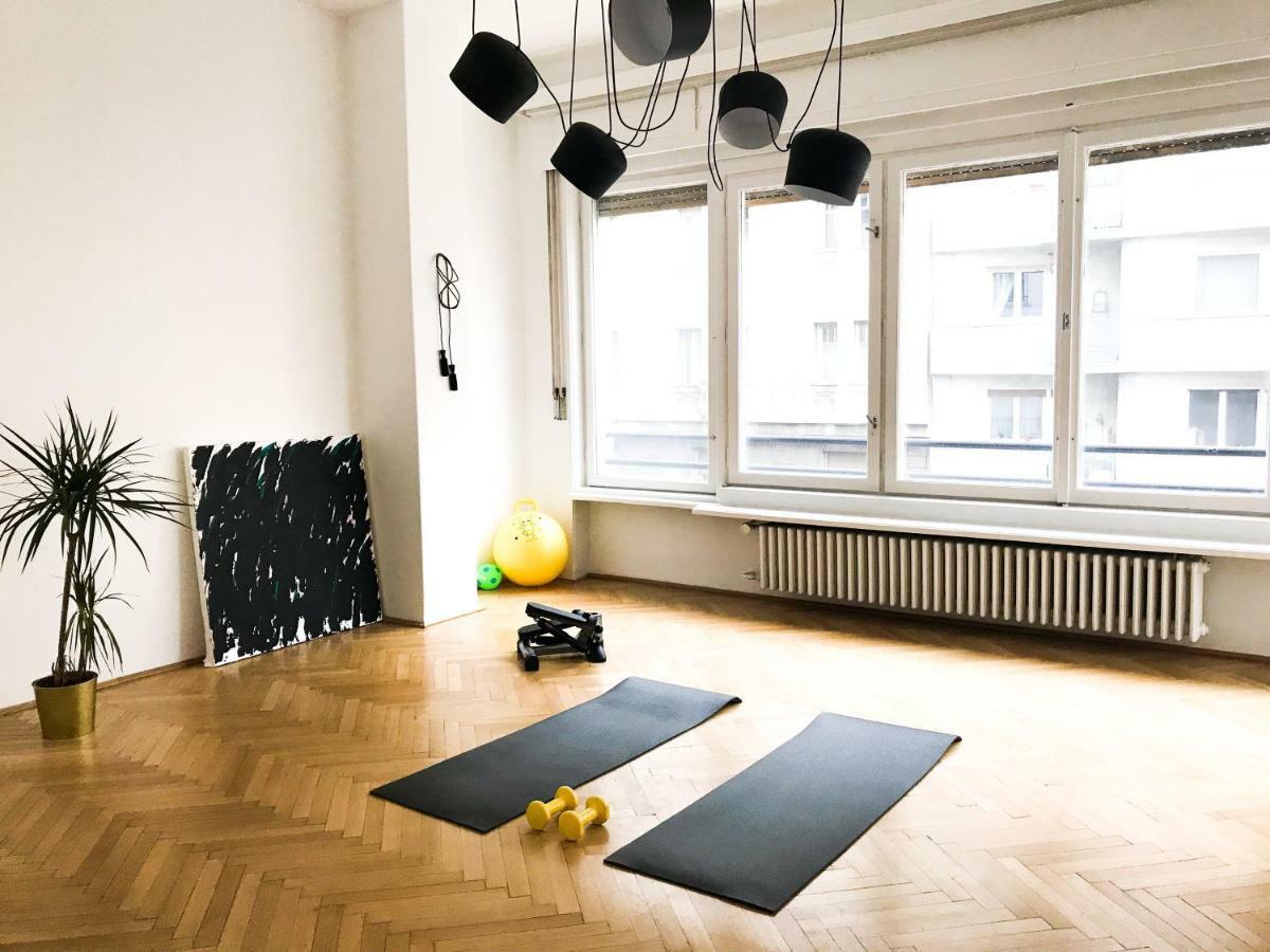 Spacious Bauhaus Icon Flat With Fitness Room In Central Buda, Close To The River And Margaret Island Budapest Esterno foto
