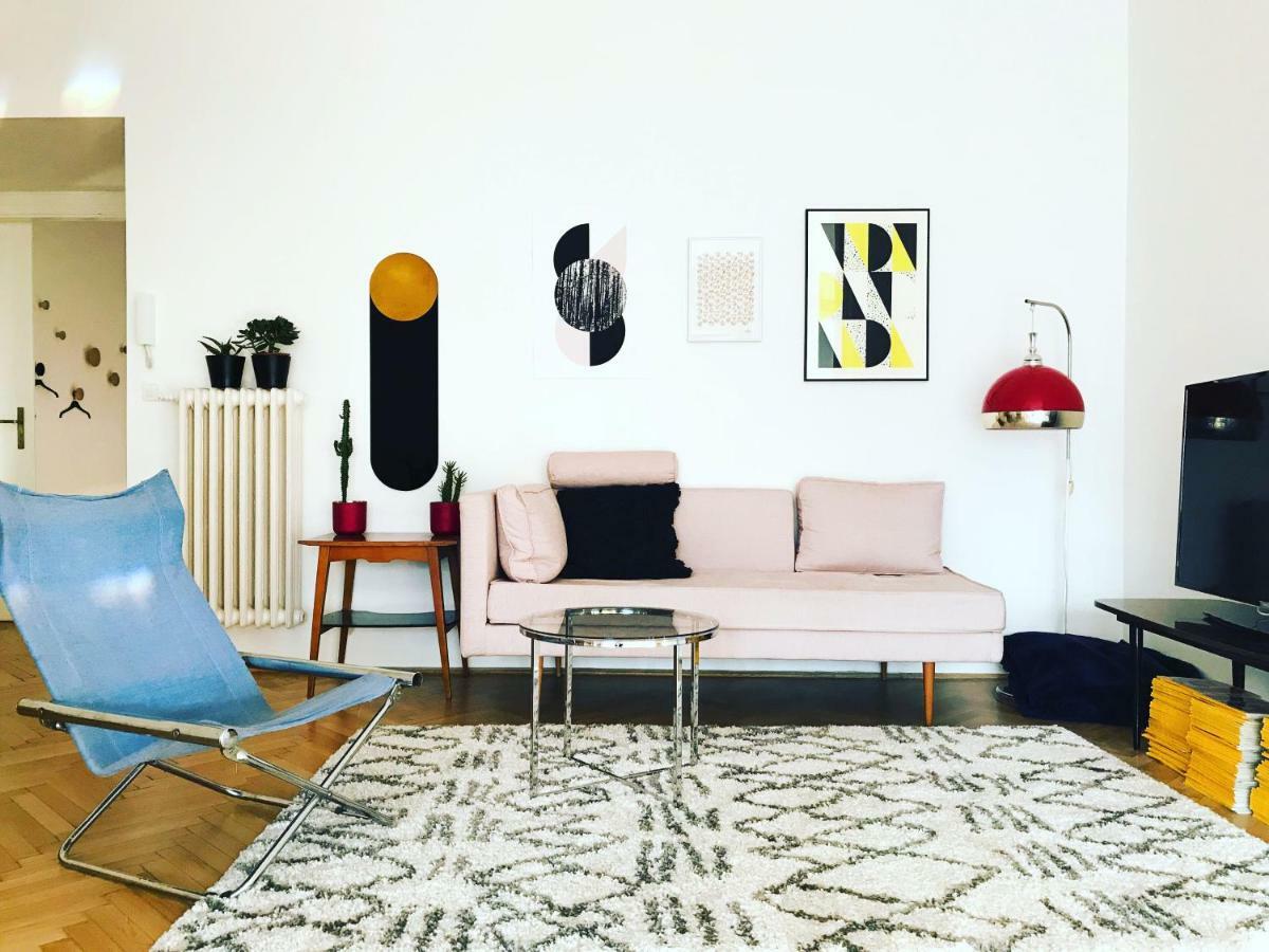 Spacious Bauhaus Icon Flat With Fitness Room In Central Buda, Close To The River And Margaret Island Budapest Esterno foto
